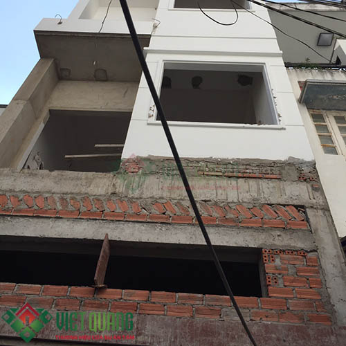 Việt Quang Group là công ty thi công sửa chữa nhà trọn gói chú Phát tại quận Bình Thạnh. Chủ nhà rất hài lòng chất lượng công trình, nhà đẹp
