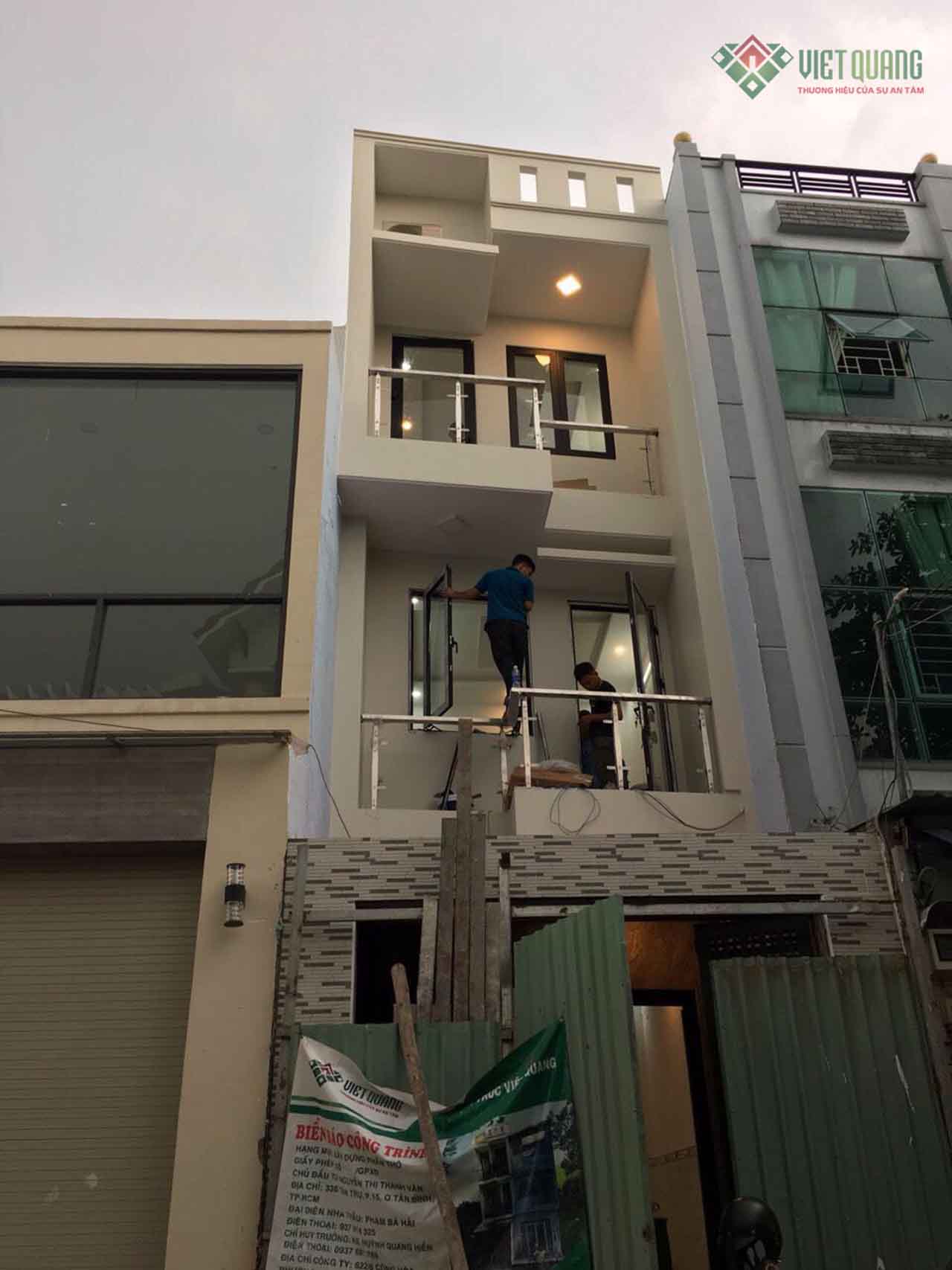 Xây dựng nhà phố 3 tầng diện tích 4x15m của nhà chị Vân quận Bình Tân