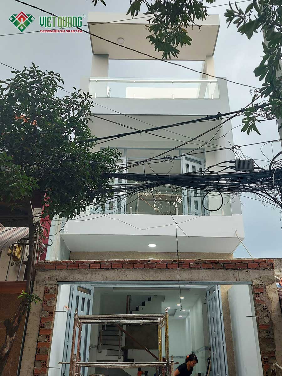 Việt Quang Group là công ty đã thiết kế và thi công xây dựng nhà phần thô nhà phố 3 tầng 4.1x12m của gia đình nhà chị Khéo quận Bình Tân