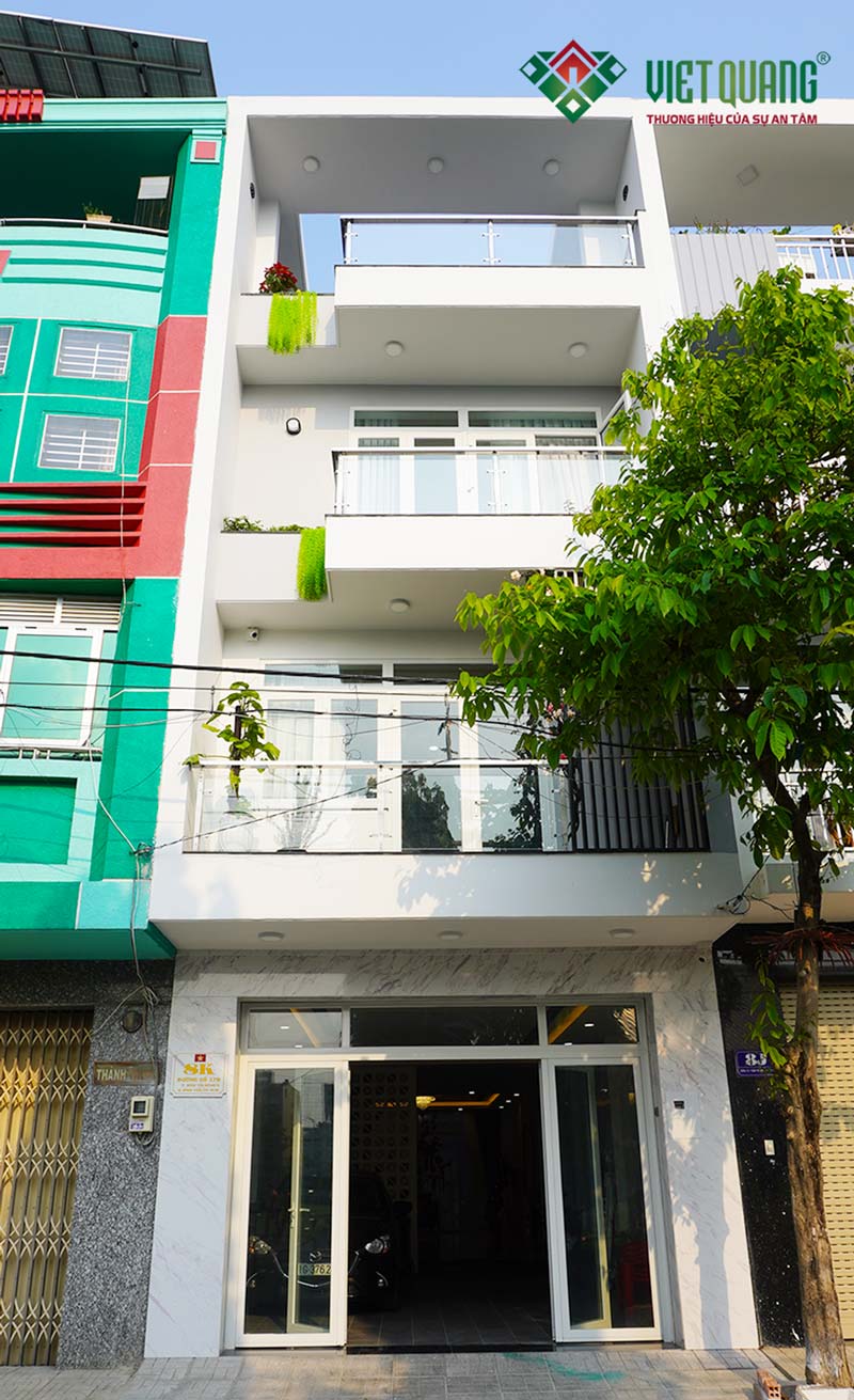 Bàn giao nhà phố 4 tầng đẹp 5x20m của anh Luân ở quận Bình Tân