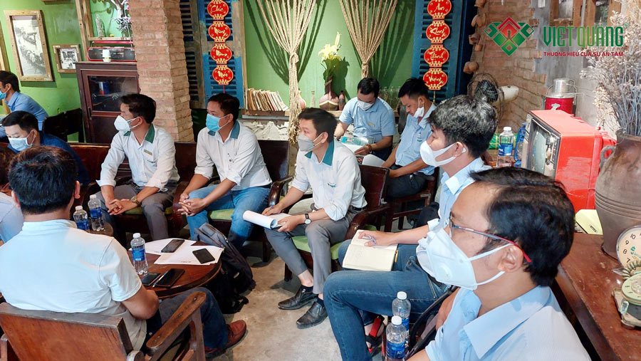 Việt Quang Group tổ chức họp định kì toàn công ty tháng 03/2022