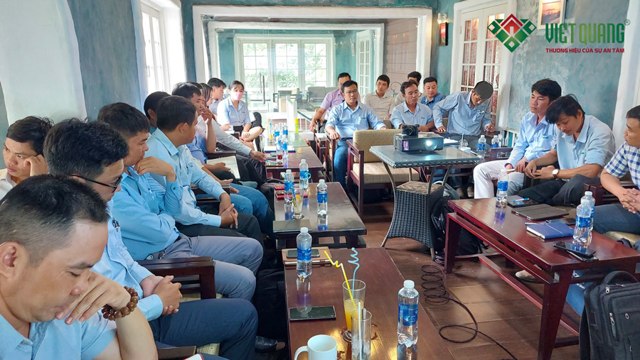 Việt Quang Group họp tổng kết 6 tháng đầu năm 2022