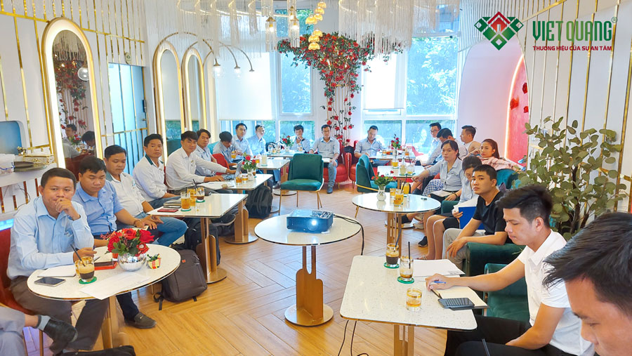 Cuộc họp tổng kết tháng 7/2022 của Công ty cổ phần Việt Quang Group