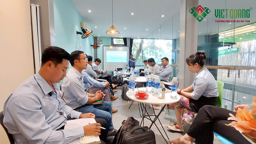 Việt Quang Group họp tổng kết định kỳ hoạt động kinh doanh tháng 9/2022