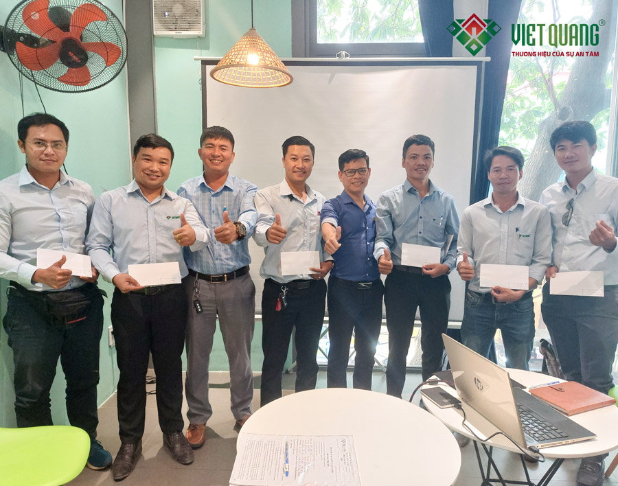 Việt Quang Group họp tổng kết định kỳ hoạt động kinh doanh tháng 9/2022 