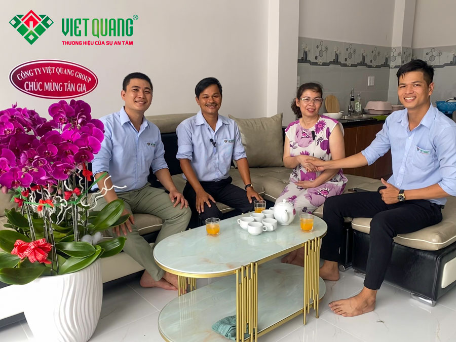 Việt Quang Group bàn giao nhà phố 3 tầng 5x10m nhà chị Hiền ở Hóc Môn