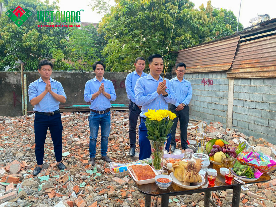 Việt Quang Group khởi công xây nhà phố 2 tầng 8x14m nhà anh Lợi ở Huyện Hóc Môn 