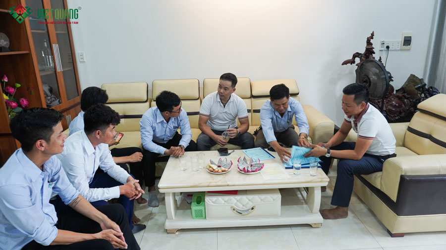 Việt Quang Group ký hợp đồng xây nhà trọn gói 1 trệt 1 lửng 4 lầu 5,5x8m nhà anh Tùng ở Quận 3