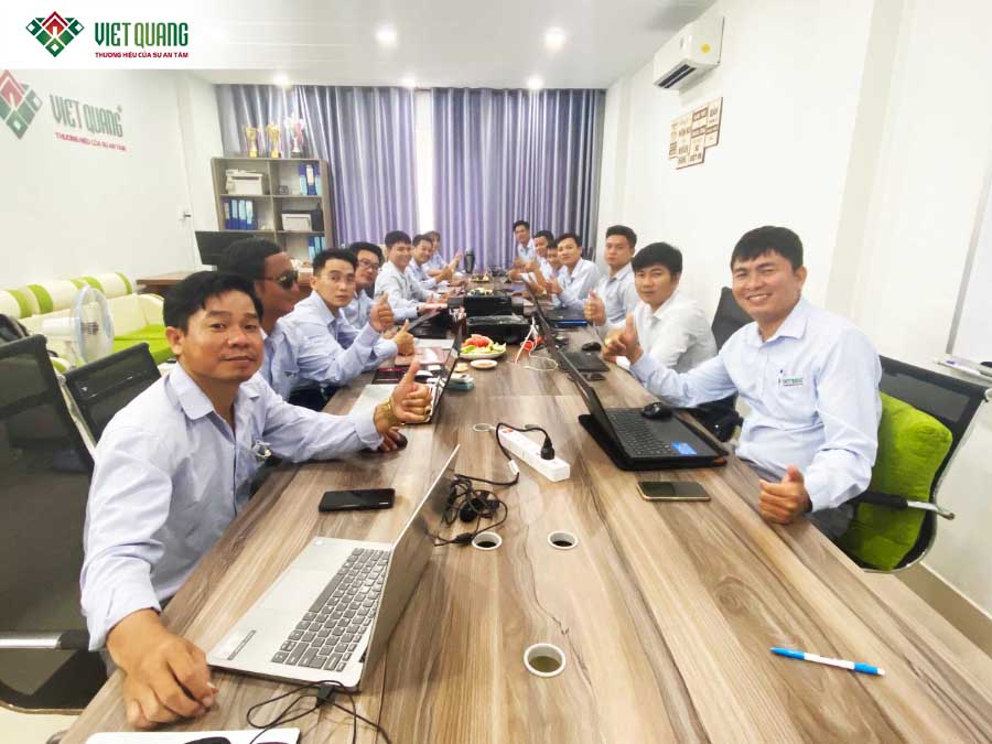 Việt Quang Group tổ chức họp thường kỳ tháng 9 năm 2023