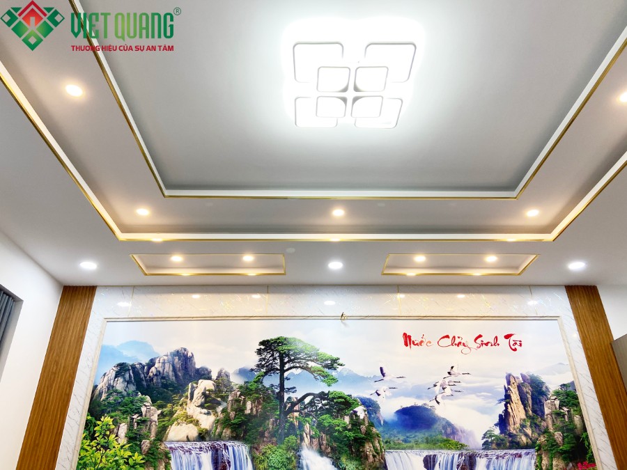 Hình ảnh lưu niệm trong buổi bàn giao nhà mới cho Chú Ba ở Quận Bình Tân