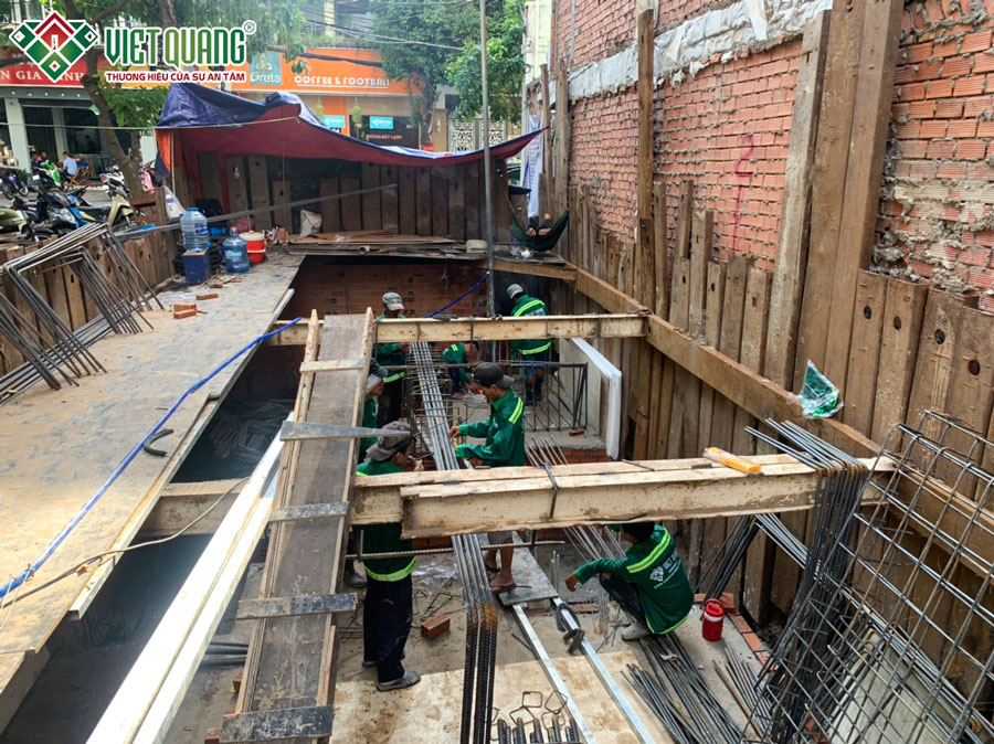 Thi công xây dựng nhà 1 hầm 1 trệt 1 lửng 4 lầu sân thượng nhà anh Bằng ở Quận Tân Bình