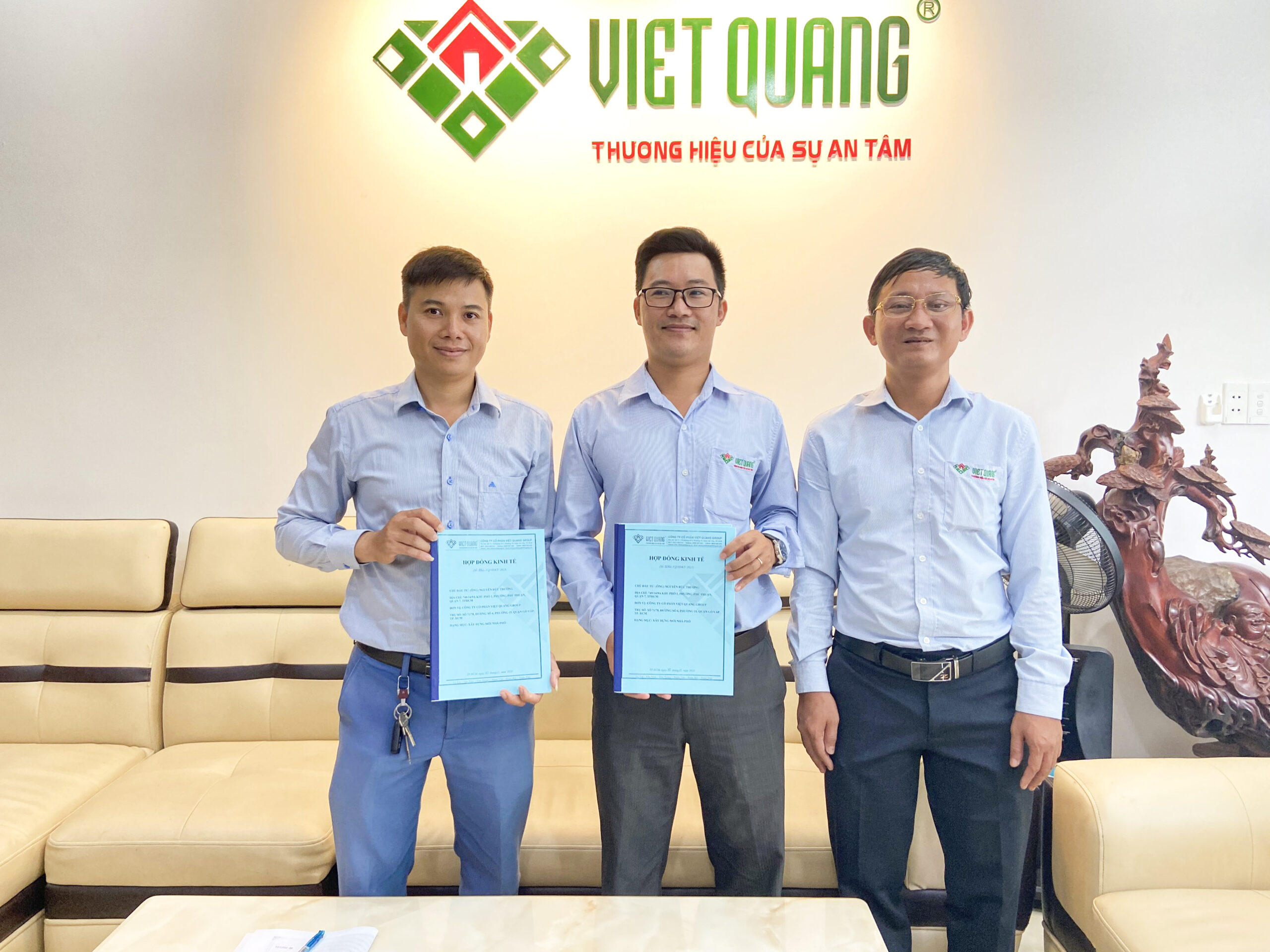 Việt Quang Group liên tiếp ký 2 hợp đồng mới sửa chữa nhà biệt thự và nhà phố đón tết Giáp Thìn