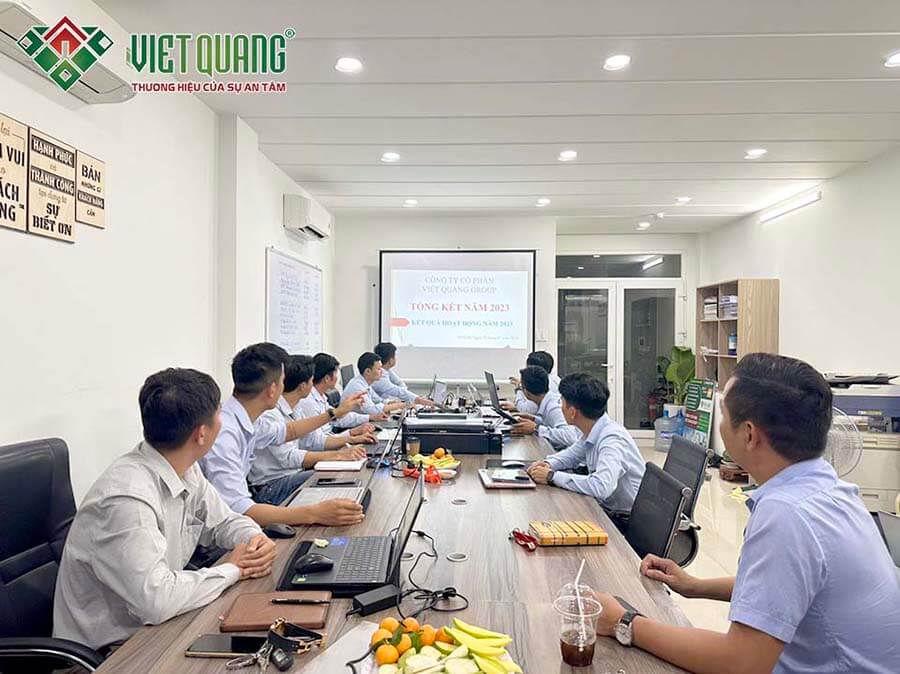 Hình ảnh trước khi bắt đầu cuộc họp thường niên năm 2023 của Việt Quang Group