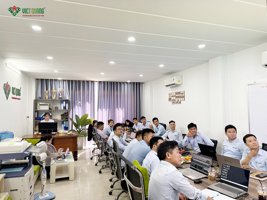 Việt Quang Group họp chiến lược phát triển kinh doanh năm 2024 