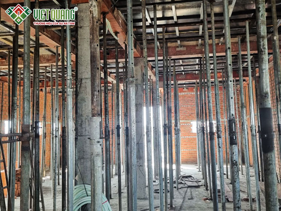 Xà gồ, giàn giáo, chống tăng 100% chất lượng tốt đảm bảo an toàn, chắc chắn trong quá trình thi công