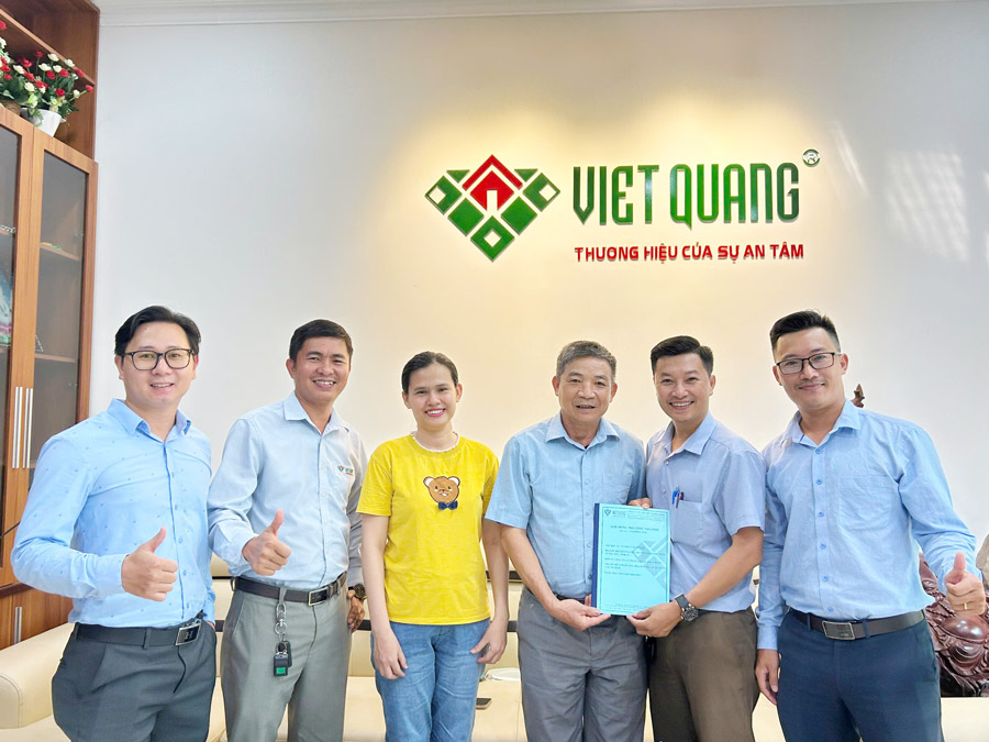 https://kientrucvietquang.net/bat-dau-du-an-nha-o-moi-xay-nha-4-tang-tron-goi-chu-thanh-o-thu-duc/