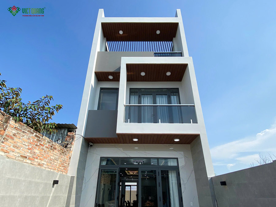 Xây dựng nhà 1 trệt 2 lầu 5x28m Anh Hoàng ở tỉnh Long An