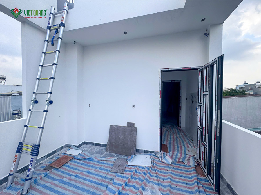 Hình ảnh thi công sơn tường