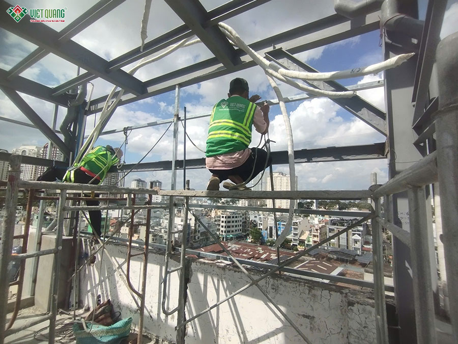 Thi công sửa chữa trọn gói tòa nhà phức hợp 9 tầng 5x21m Quận 11