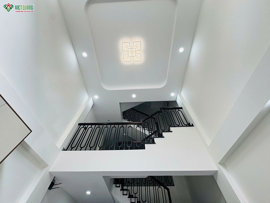 Bàn giao nhà 5 tầng 4x12m chị An quận Tân Phú