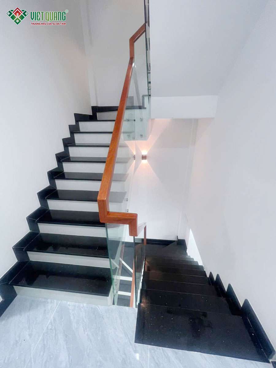Xây dựng trọn gói nhà phố 3 tầng 4x12m cho anh Hân phường Tân Thuận Đông