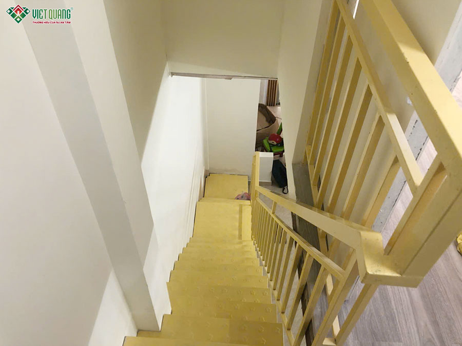 Sửa chữa trọn gói nhà 2 tầng chị Vân ngụ tại Quận 10