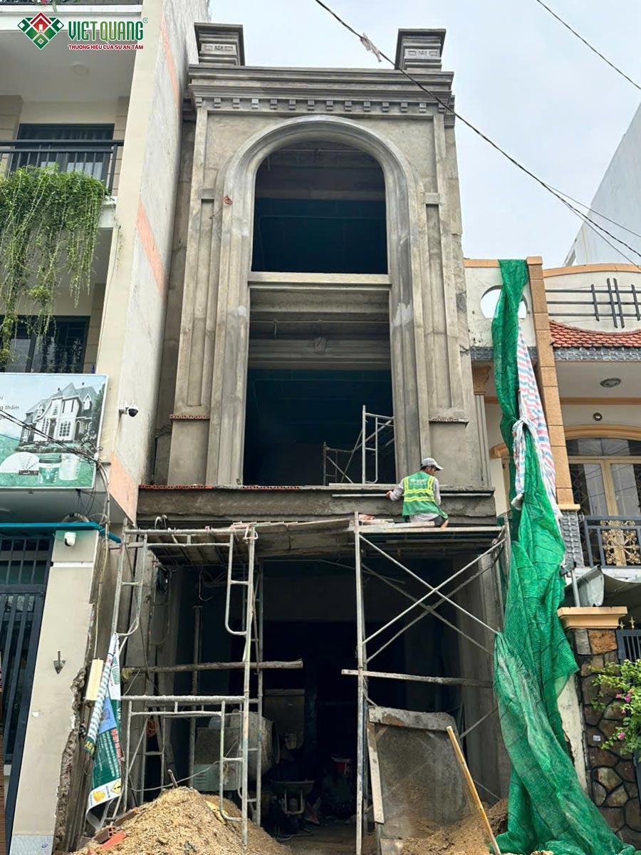 Xây dựng nhà phố 3 tầng tân cổ điển 4.5x20m