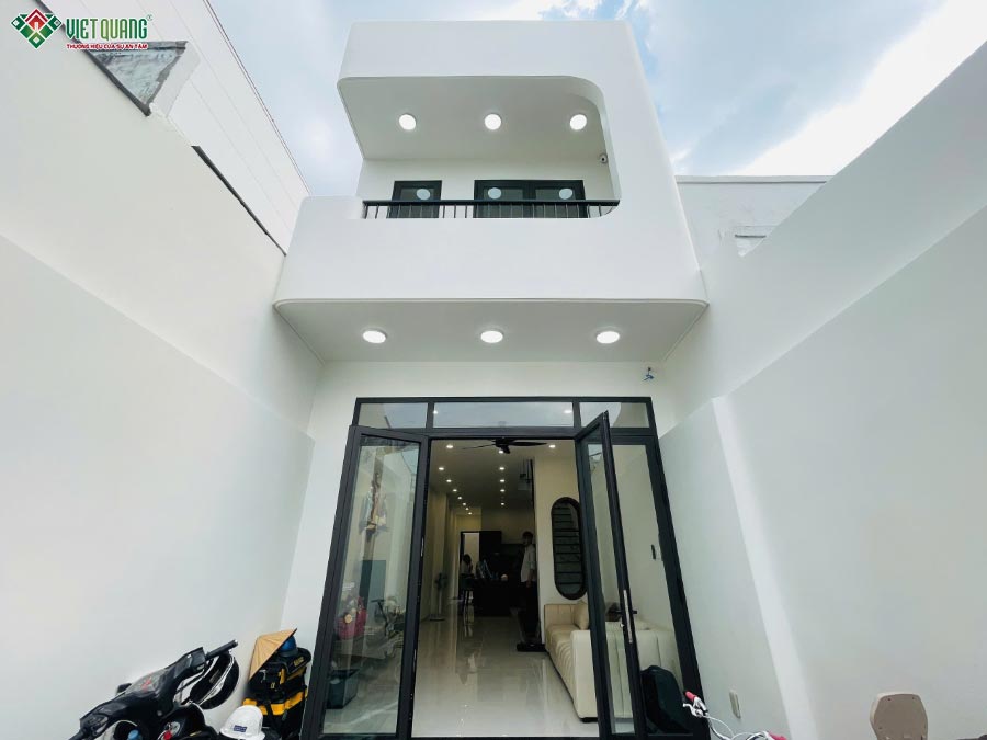 Bàn giao thiết kế thi công xây dựng trọn gói nhà 2 tầng 4x17m chị quyên Hóc Môn