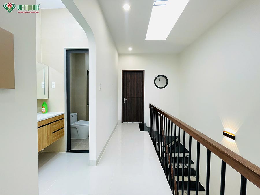 Bàn giao thiết kế thi công xây dựng trọn gói nhà 2 tầng 4x17m chị quyên Hóc Môn