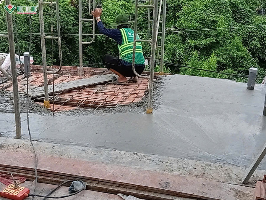 Sửa chữa nâng tầng nhà 2 tầng thành nhà 3 tầng tùm sân thượng