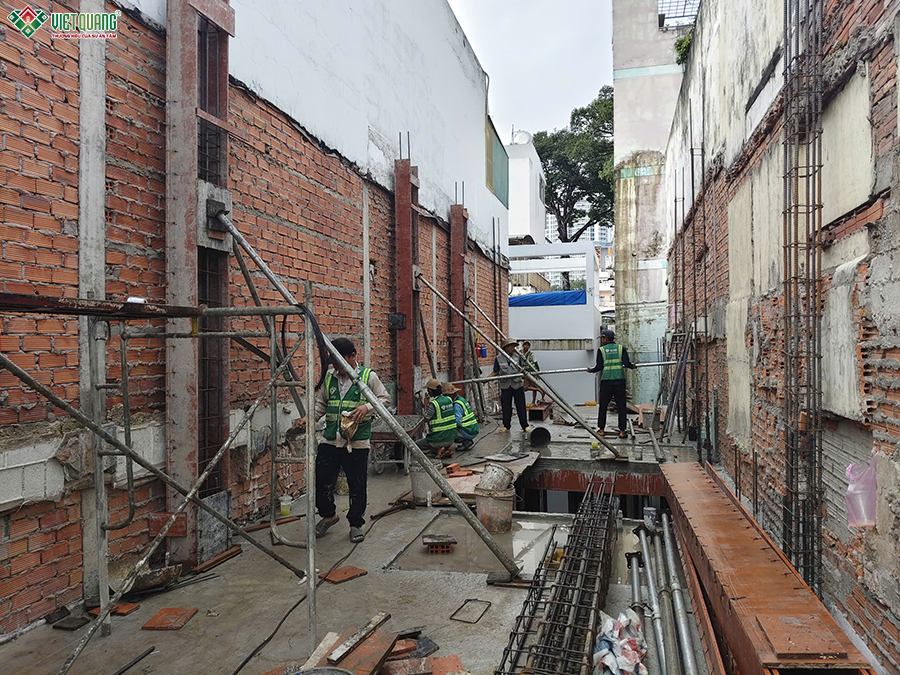 Xây dựng trọn gói nhà 4 tầng có gác lửng 4x26m