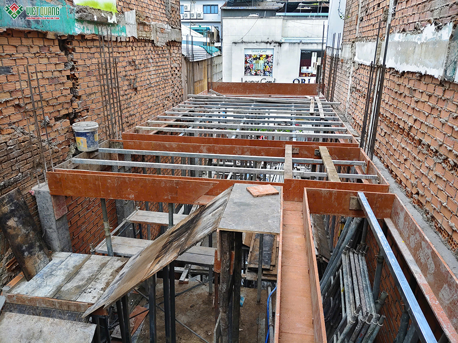 Xây dựng trọn gói nhà 4 tầng có gác lửng 4x26m