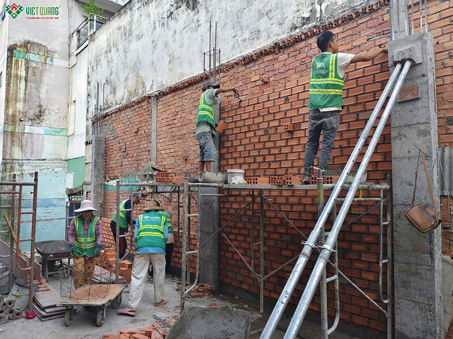 Xây dựng trọn gói nhà 4 tầng có gác lửng 4x26m