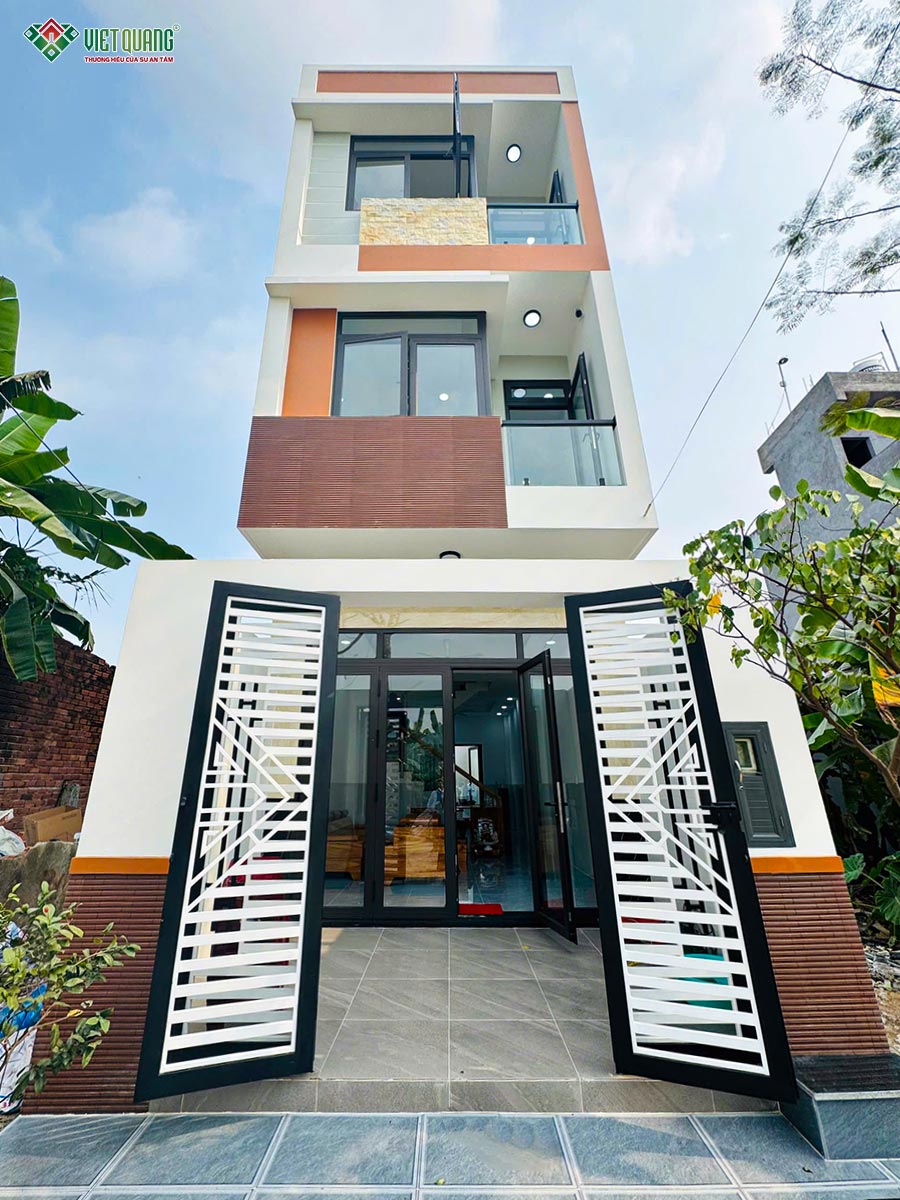 Thi công xây dựng nhà 1 trệt 2 lầu 4x14m trọn gói anh Hải Phường Long Phước TP. HCM