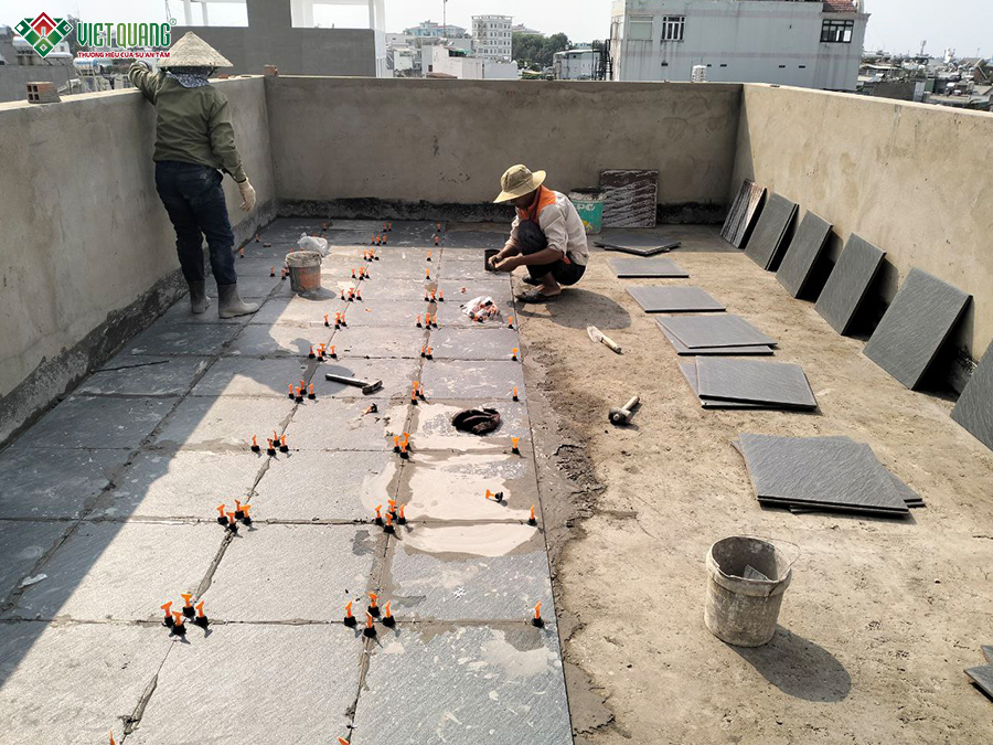 Thi công xây nhà 1 trệt 1 lửng 3 lầu sân thượng 5x22m