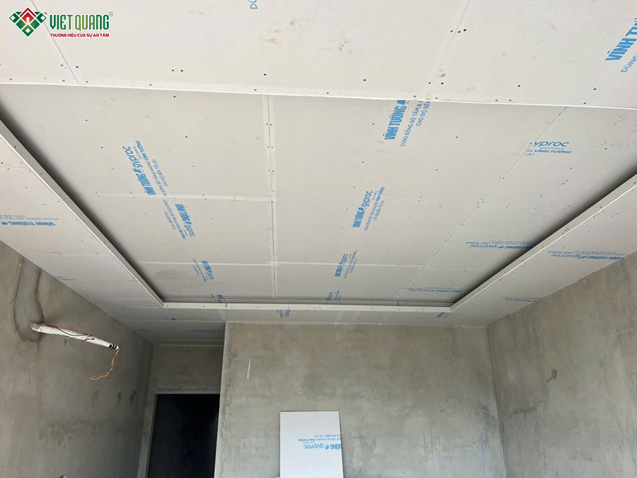 Thi công xây nhà 1 trệt 1 lửng 3 lầu sân thượng 5x22m