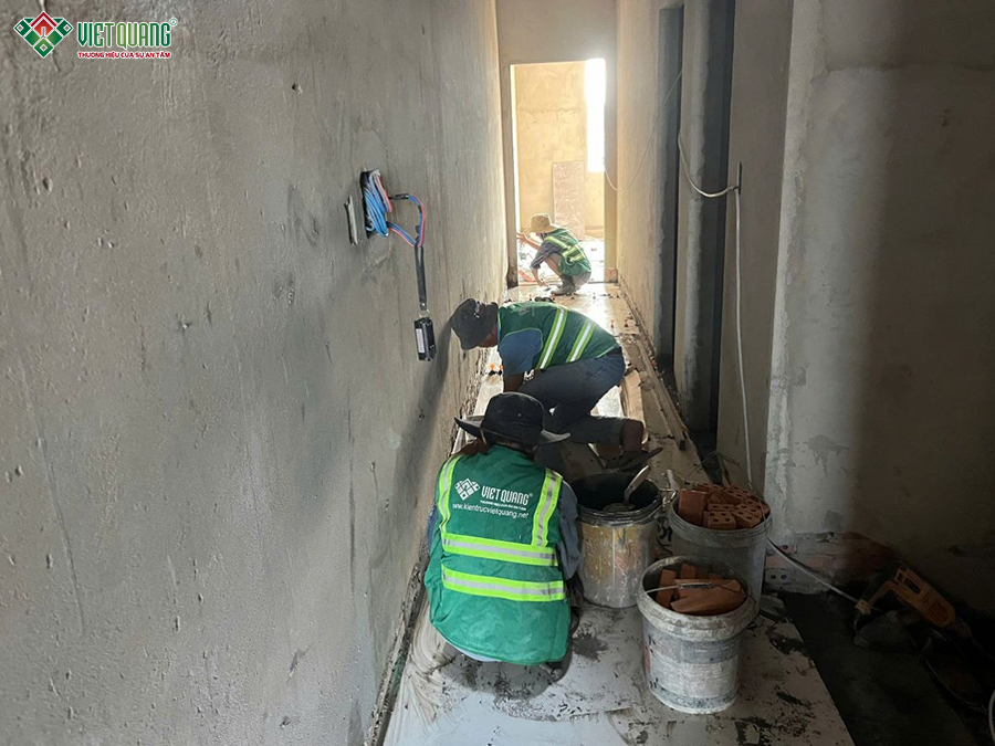 Thi công xây nhà 1 trệt 1 lửng 3 lầu sân thượng 5x22m