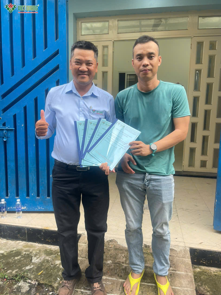 Ký hợp đồng sửa nhà 3 tầng tum sân thượng 5x15m anh Giàu quận 9