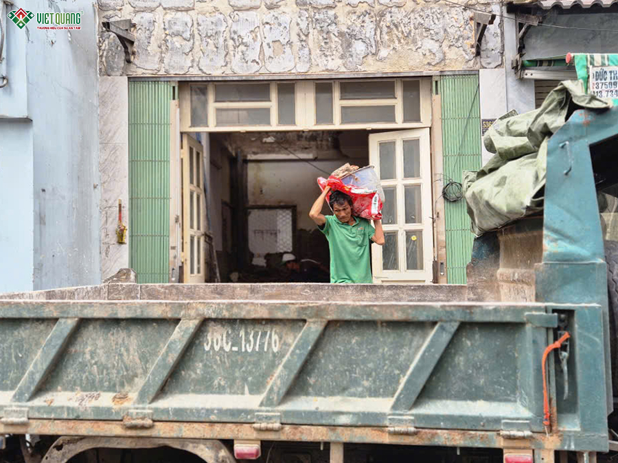 Thi công sửa chữa nhà phố 3 tầng 4x7m chị Kiều phường Bảy Hiền