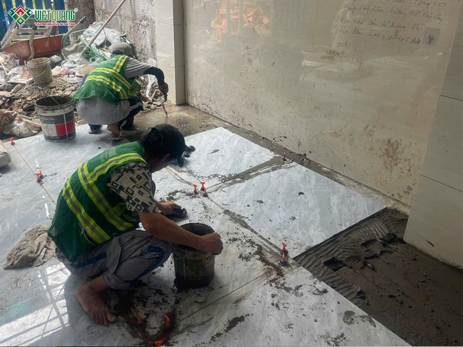 Thi công sửa chữa trọn gói nhà 3 tầng 5x15m