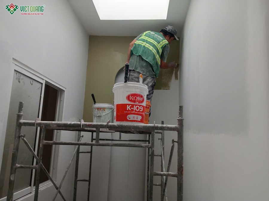 Thi công sửa chữa trọn gói nhà 3 tầng 5x15m