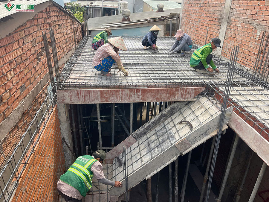 Thi công xây dựng nhà 7 tầng 5x18m tân cổ điển