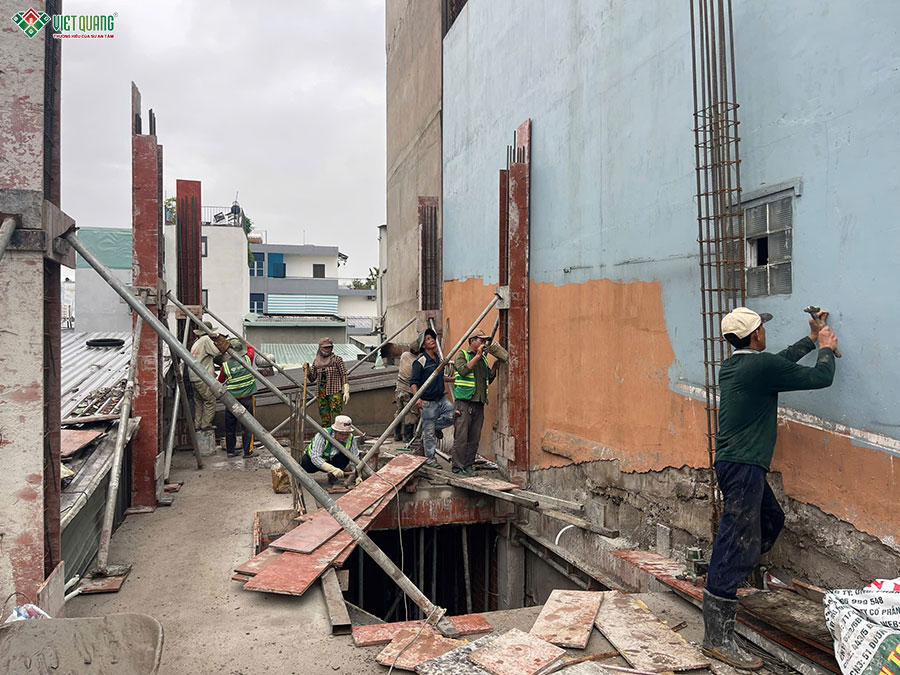 Thi công xây dựng nhà 7 tầng 5x18m tân cổ điển