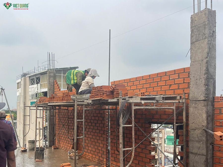 Thi công xây dựng nhà 7 tầng 5x18m tân cổ điển