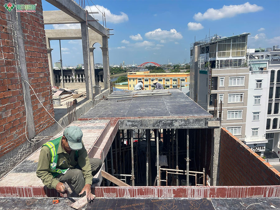 Thi công xây dựng nhà 7 tầng 5x18m tân cổ điển