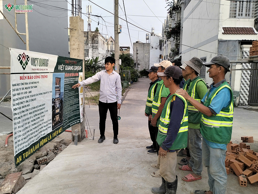 Thi công xây nhà 1 trệt 1 lửng 3 lầu sân thượng 5x22m