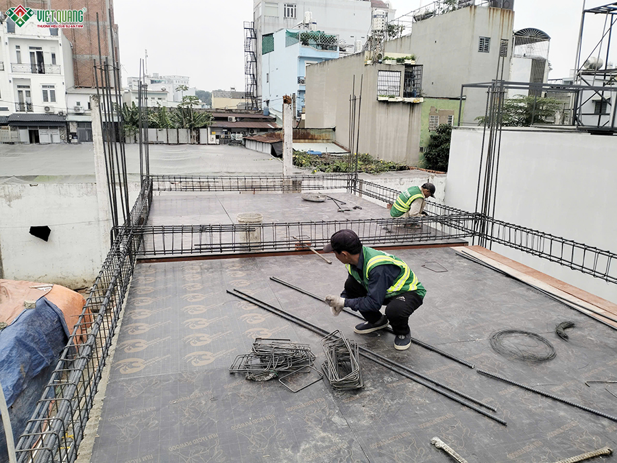 Thi công xây nhà 1 trệt 1 lửng 3 lầu sân thượng 5x22m
