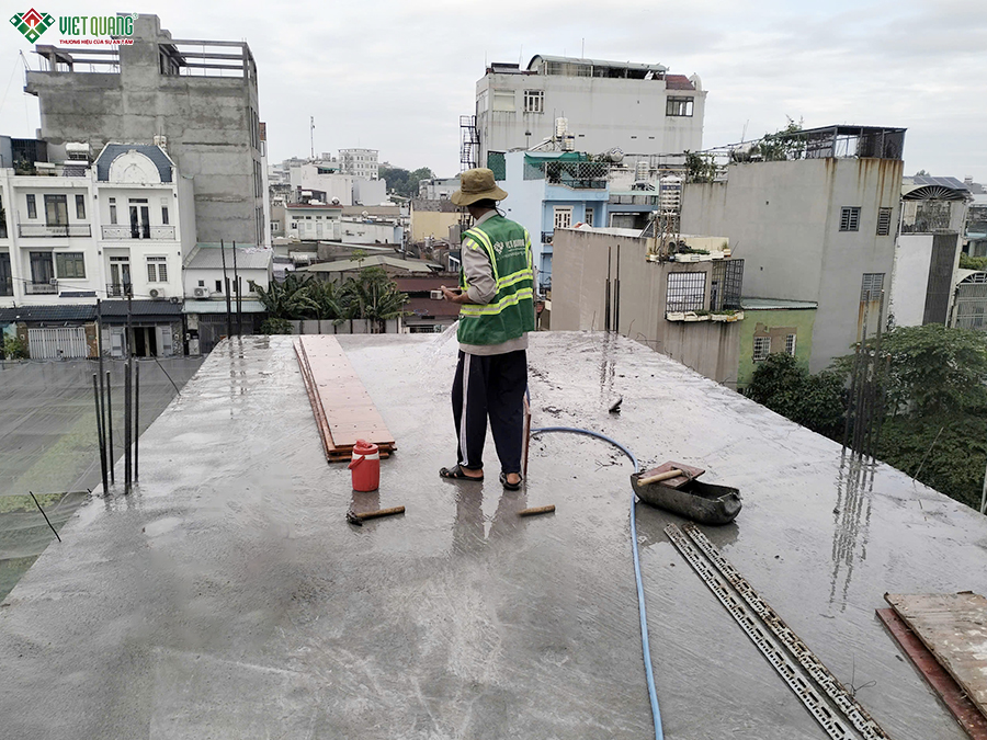 Thi công xây nhà 1 trệt 1 lửng 3 lầu sân thượng 5x22m