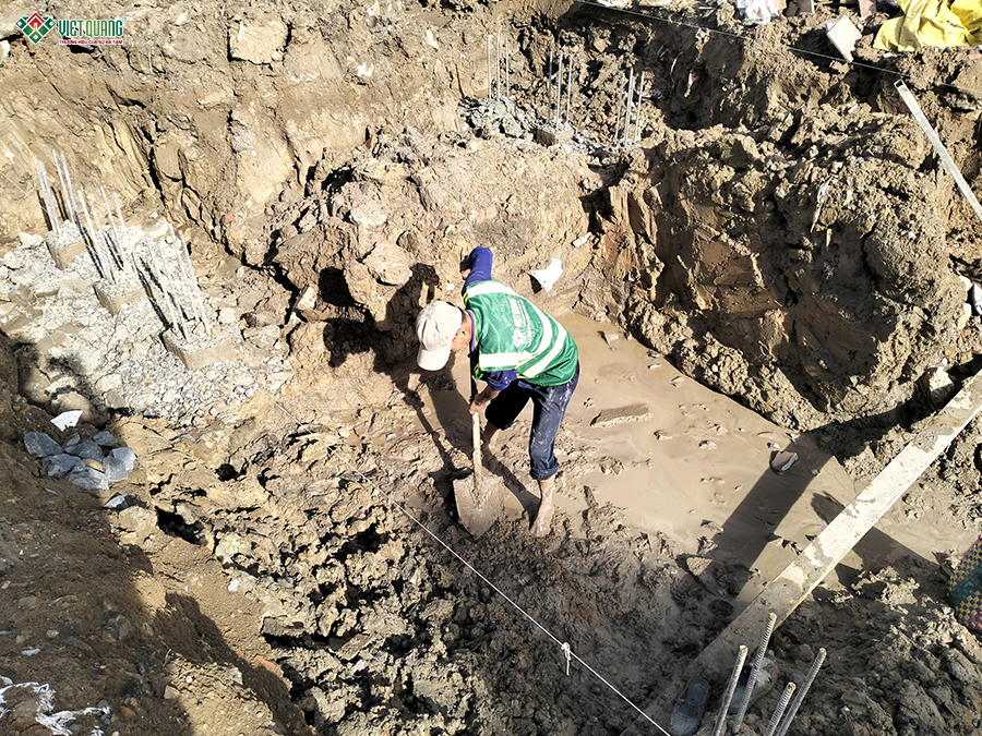 Thi công xây nhà 1 trệt 1 lửng 3 lầu sân thượng 5x22m