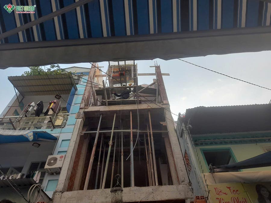 Cải tạo nâng tầng nhà 4 tầng sân thượng 4x18m phường Tân Hòa